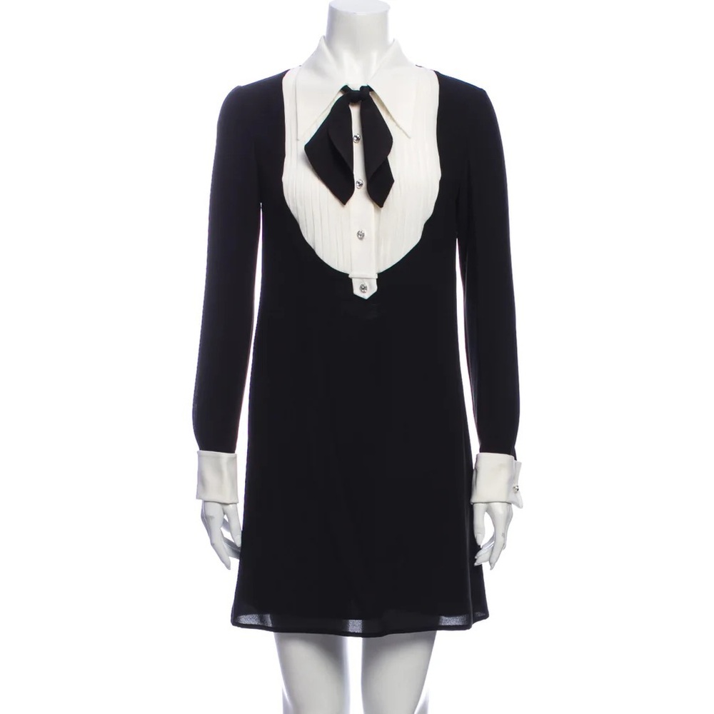 Black and White Bow-Tie Long Sleeve Dress